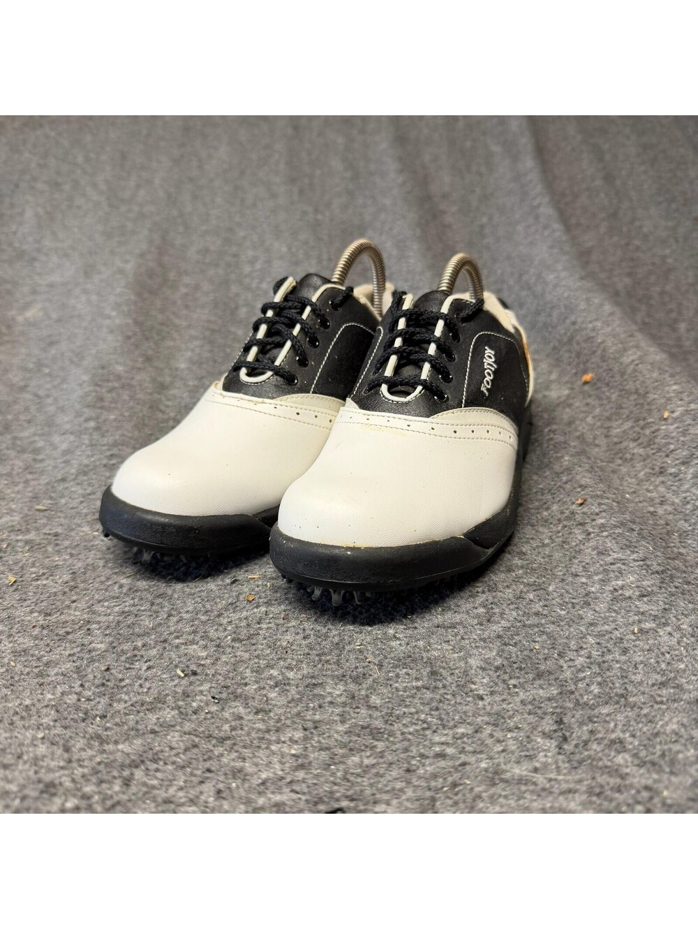 Vintage FootJoy Golf Shoes Mens Size 7.5 M White Black Leather Spiked Cleats